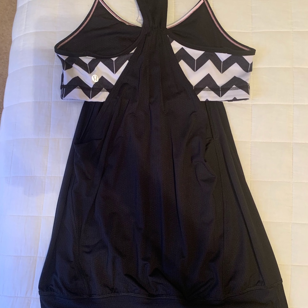 Lululemon No Limits Tank (8)